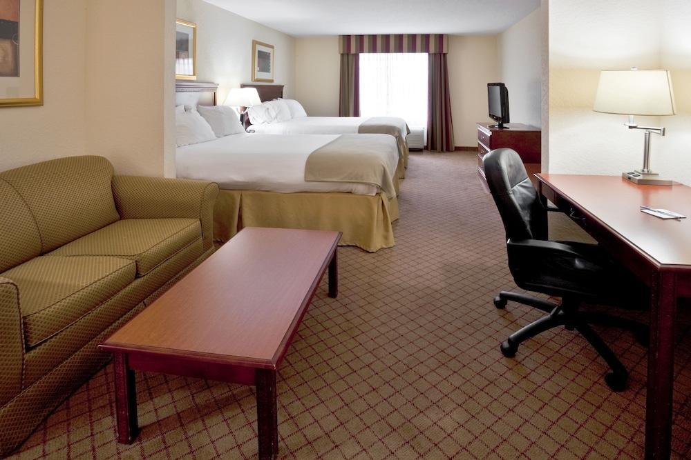 Holiday Inn Express St. Petersburg North / I-275 By Ihg Экстерьер фото