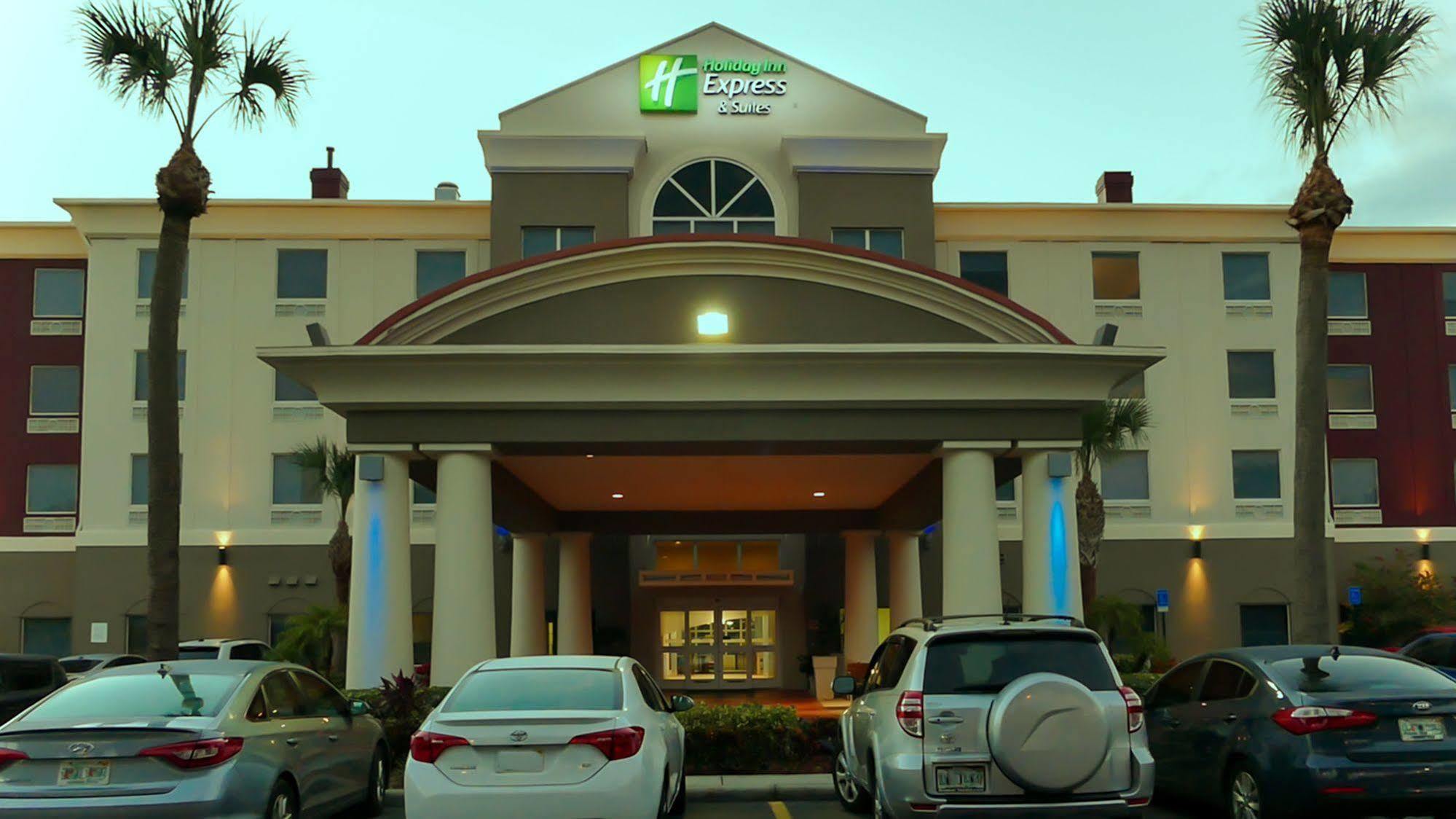 Holiday Inn Express St. Petersburg North / I-275 By Ihg Экстерьер фото